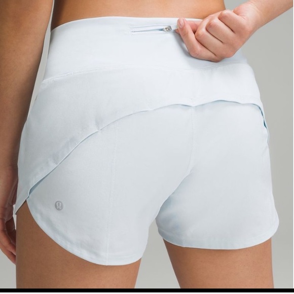 New with tag Lululemon Speed Up Mid-Rise Lined Short 4" Powder Blue, Size 14 - Picture 4 of 7